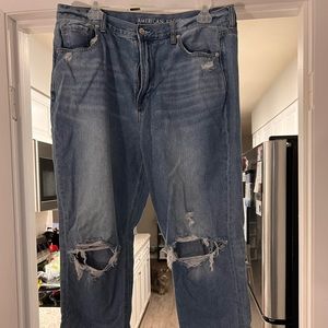 American Eagle Mom Jeans